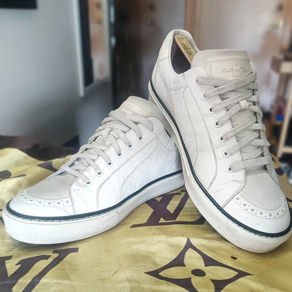 Louis Vuitton Empriente Street Sneakers - Picture 4 of 9